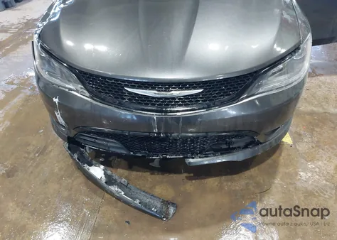 2015 Chrysler 200 S z USA, uszkodzony, nr VIN 1C3CCCDG5FN606486